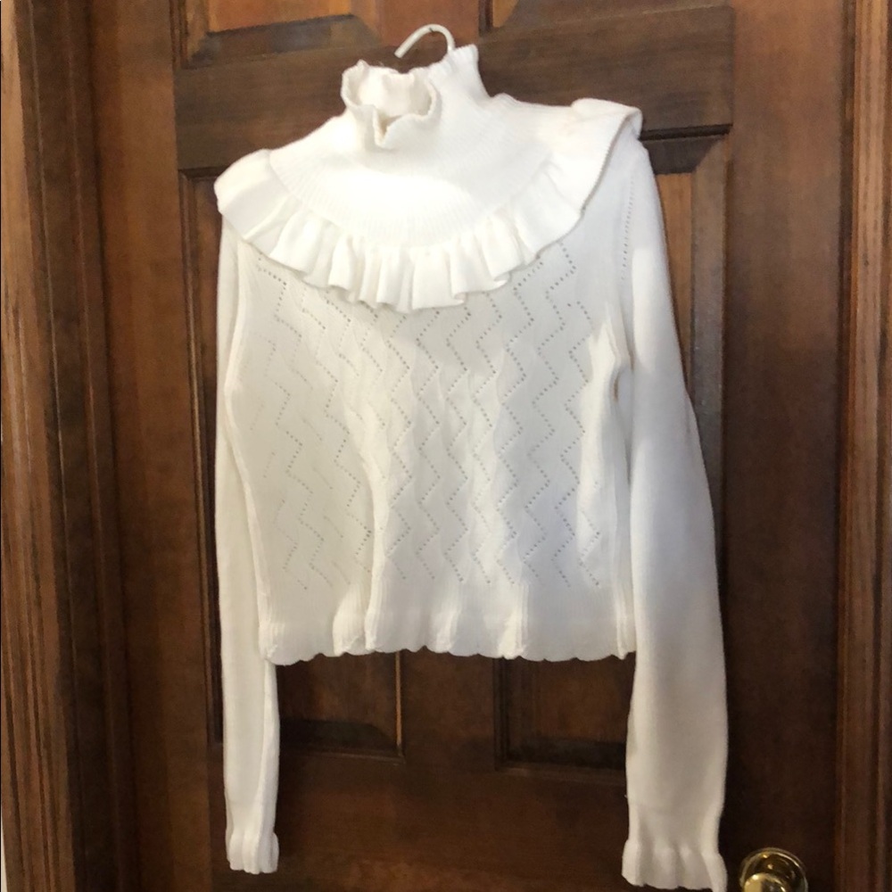 Elegant White Turtleneck Sweater